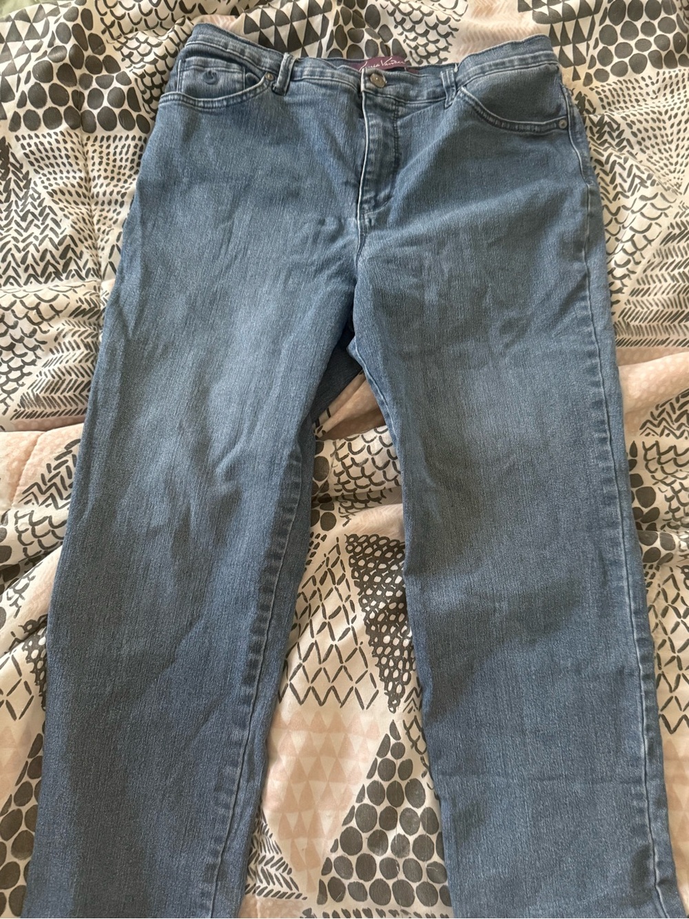 Gloria Vanderbilt Women’s Straight Jeans Blue Denim PETITE size